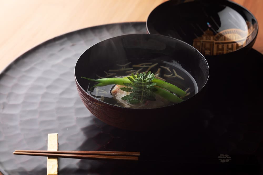 『老松 喜多川』の煮物椀